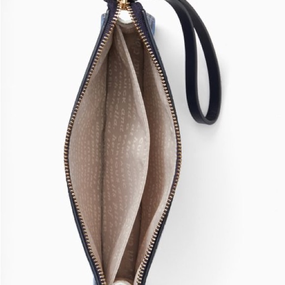 ♠️Kate Spade New York- Navy & White Plaid Hyde Lane Gingham Leila Wristlet, NWT - Picture 4 of 6